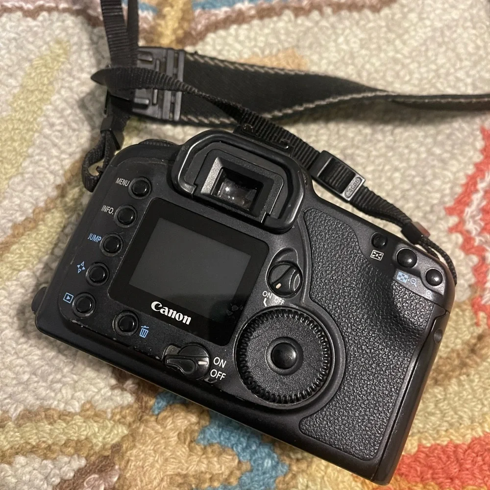 Canon EOS 10D Black Digital Camera Kit